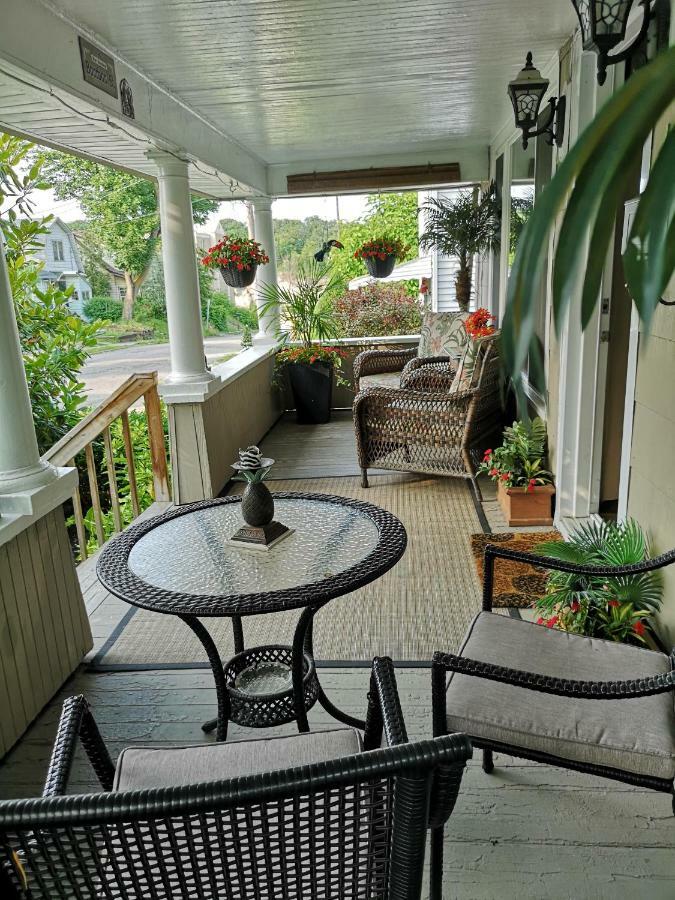 Your Oasis In Niagara Falls Canada Zewnętrze zdjęcie
